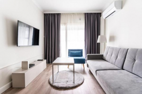 Chic & Luxury Apartment by Mennica Residence